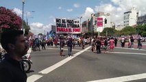 Arjantin'de IMF ve hükümet karşıtı protesto