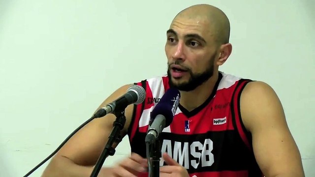 Karim Atamna après la défaite d'Aix-Maurienne à Fos Provence Basket