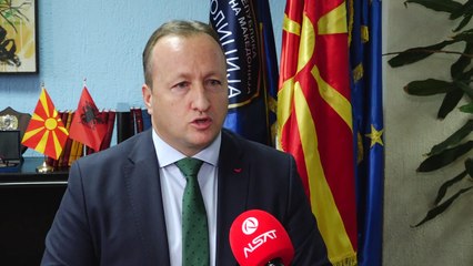 Околу 10 илјади граѓани чекаат нови патни исправи, но МВР нема залиха на пасоши