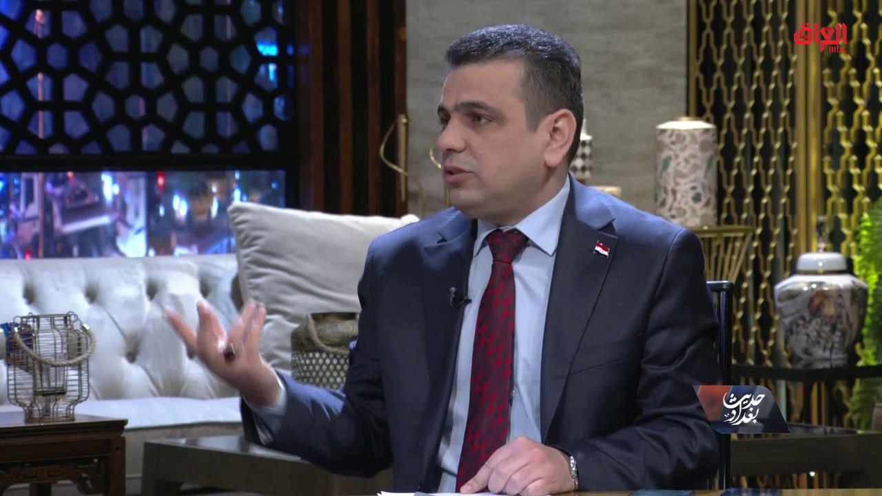 رئيس كتلة إرادة النيابية خلال زيارته لمخيمات ال...
