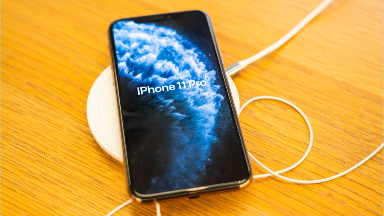 Popular iOS Email Apps Could Be Spying