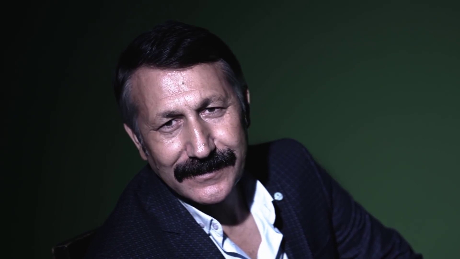 Ayhan Keser - Sil Baştan (MÜSLÜM BABAYI YAŞATIR)