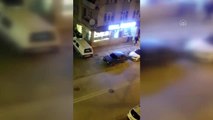 3 kişi tarafından sokak ortasında darbedilen kişi yaralandı