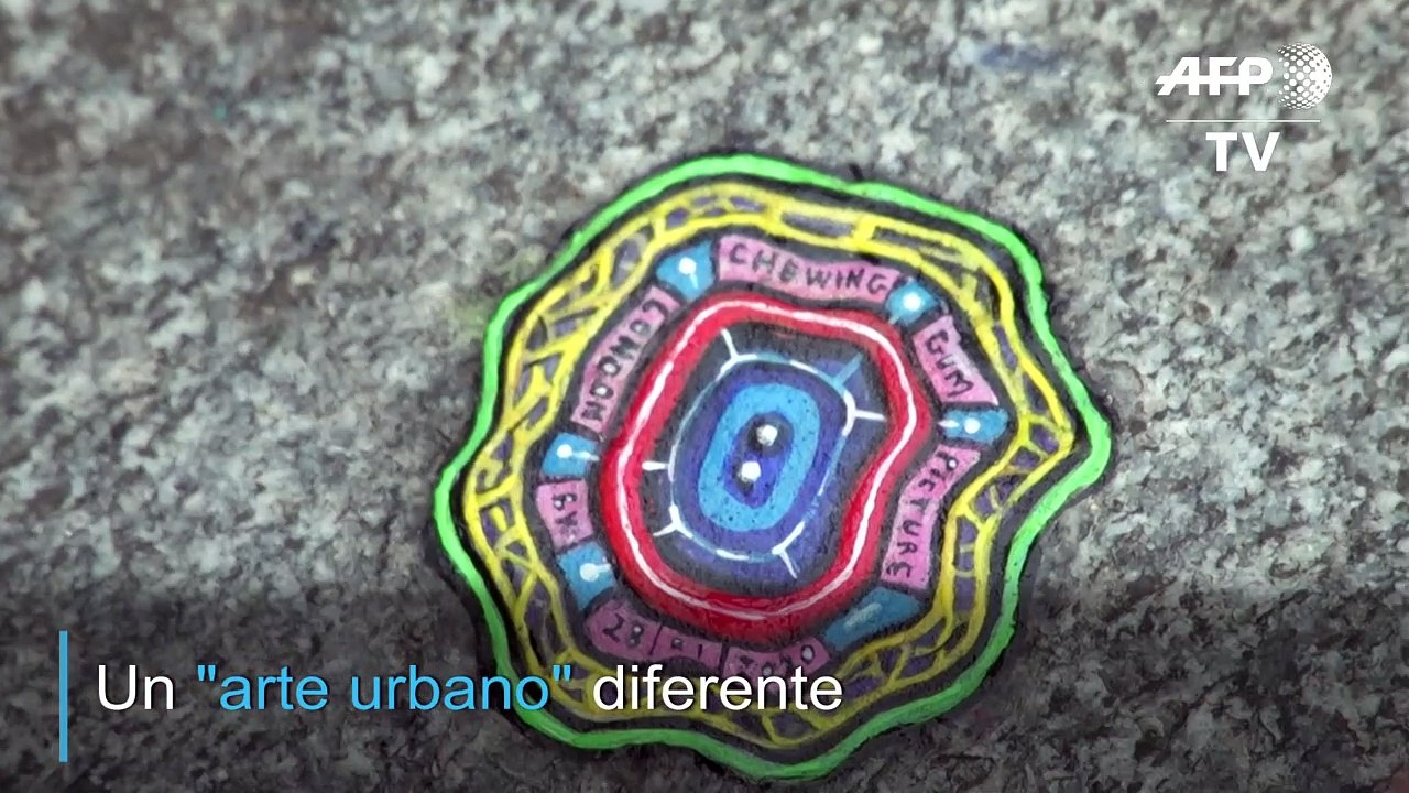 Arte urbano... sobre goma de mascar desechada