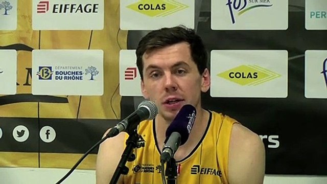 Edouard Choquet après la victoire de Fos Provence Basket contre Aix-Maurienne