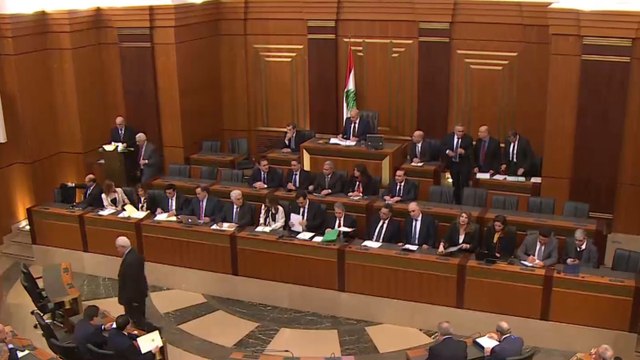 البرلمان اللبناني يمنح حكومة حسان دياب الثقة