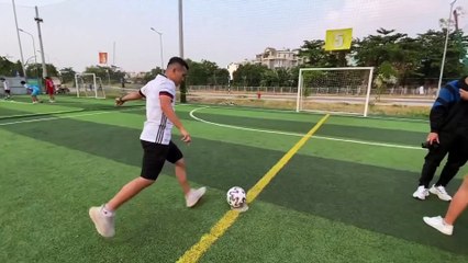 Thử Thách Bóng Đá mùa cúm corona , Đỗ Kim Phúc so tài Pogba Việt Nam thi sút phạt góc ghi bàn