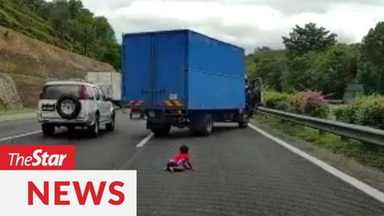 Police identify drivers in accident that sends 2-year-old flying out of car