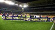 Fenerbahçeli oyuncular "Türk futbolu için uyanma zamanı" pankartıyla sahaya çıktı