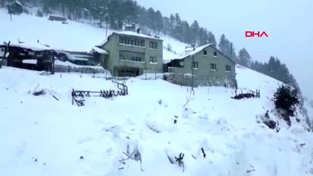 Gümüşhane zigana dağı'na çığ düştü, yol kapandı -2