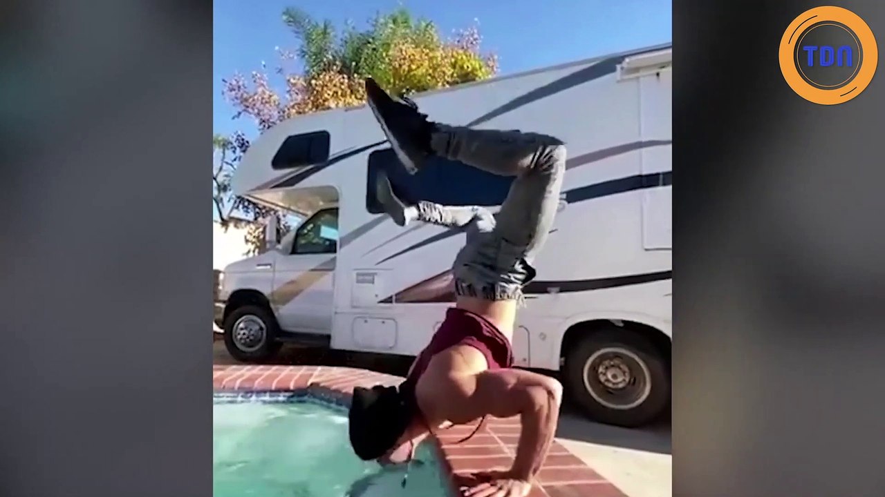 Le ZAP de la semaine #206 : des fails, nos amis les bêtes et une magnifique chorégraphie sur des hoverboards !