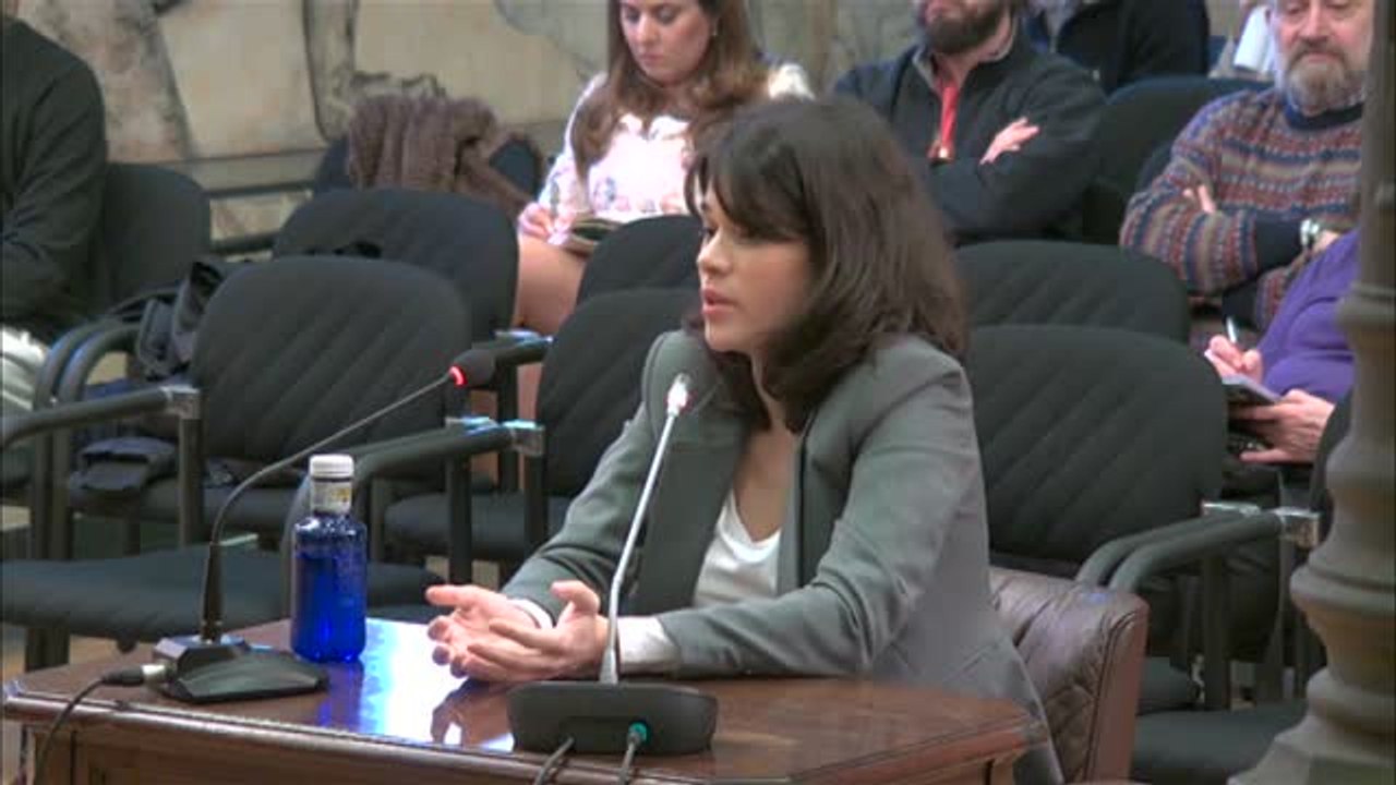 Isa Serra: "No sucedió nada de eso. Son falsos esos hechos"