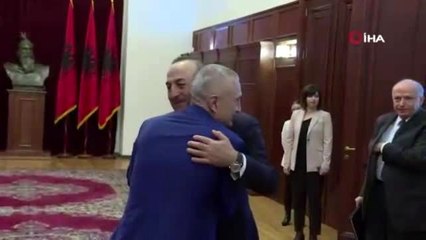 Bakan Çavuşoğlu, Arnavutluk Cumhurbaşkanı Meta tarafından kabul edildi
