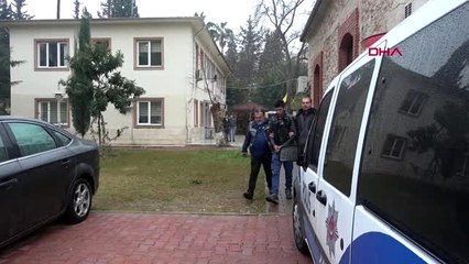 Antalya hırsızlık şüphelisine kamyonetteki 4 çürükten ulaşıldı