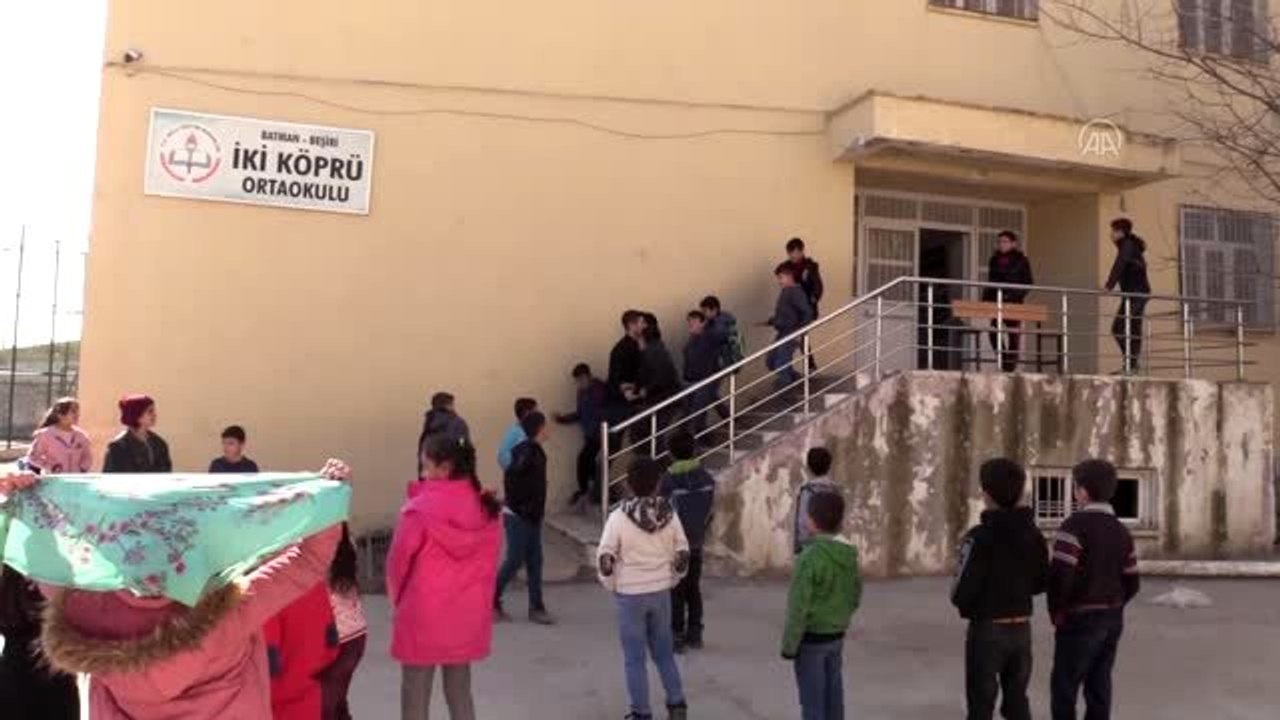 Öğrencilerin baktığı yavru köpekleri, Sahipsiz Sokak Hayvanları Derneği sahiplendi