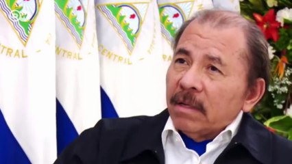 El Reporte | Policías antimotines agreden a periodista de Canal 10