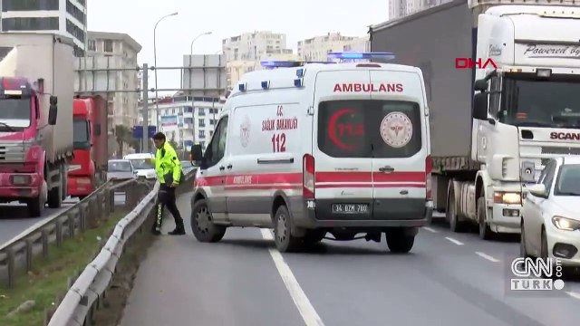 Karşıdan karşıya geçmek isteyen çift canından oldu