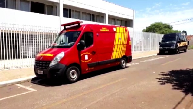 Criança cai em escola e é socorrida pelo Siate, no Bairro Esmeralda
