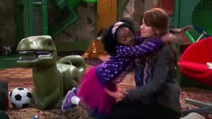 Jessie S02E01 The Whining