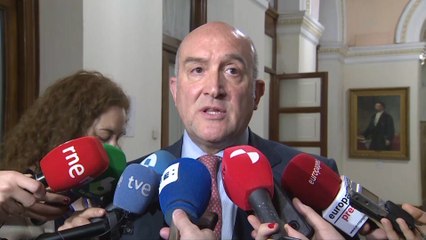 Carnero reclama un Ministerio de Agricultura "fuerte"