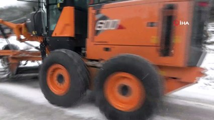 Hatay'da karla mücadele çalışmaları sürüyor