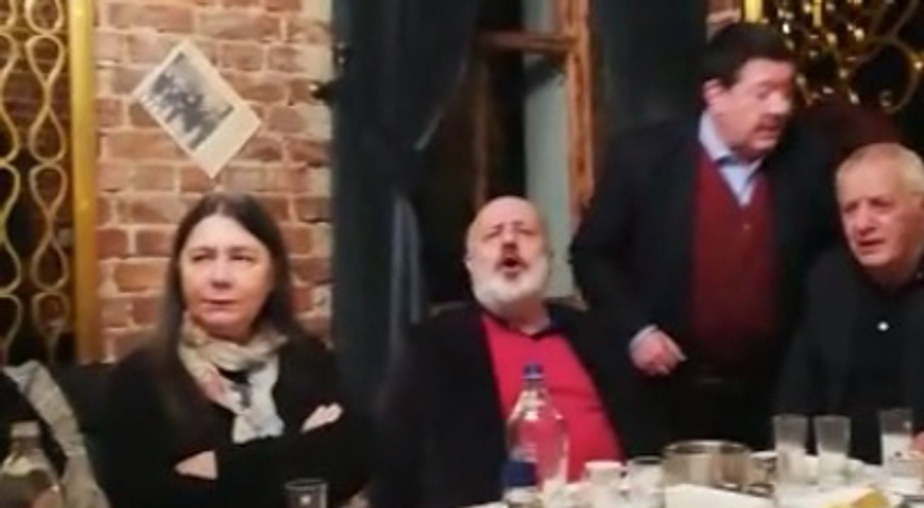 Ethem Sancak'ın keyfi yerinde