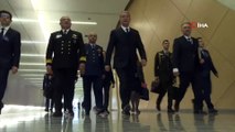 - Milli Savunma Bakanı Akar, NATO zirvesinde mevkidaşları ile bir araya geldi