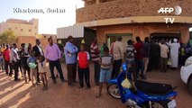 Sudanese face acute shortages of bread, fuel and foreign currency
