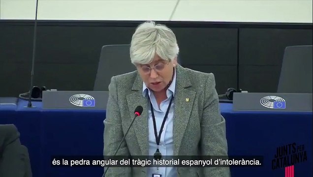 La prófuga Clara Ponsatí se estrena en el Parlamento Europeo con esta 'perla': España inspiró a Hitler con la expulsión de los judíos