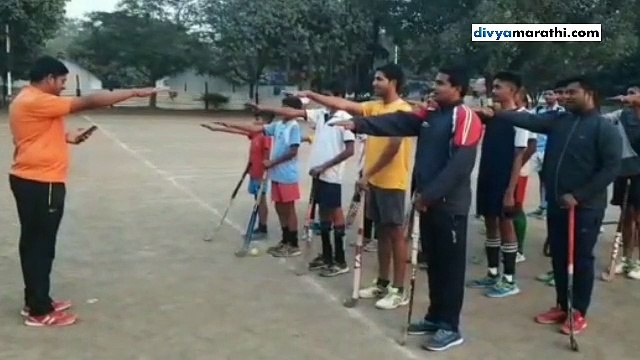 खेळाडूंनी घेतली 'आता एकही फुलराणी जळणार नाही' अशी प्रतिज्ञा