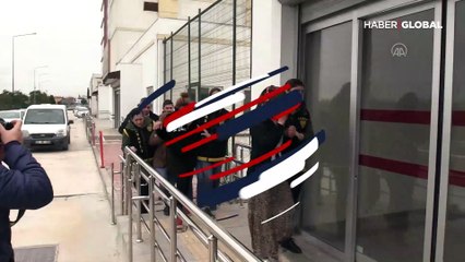 Adana'da bir garip hırsızlık olayı! TIR şoförünün elini ısırıp kaçtı