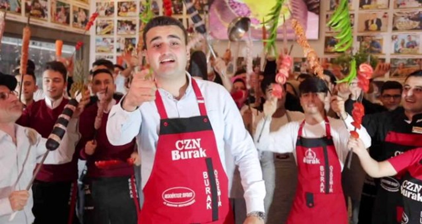 Rüşvet gerekçesiyle tutuklanan CZN Burak'ın annesi ifadesinde suçlamaları kabul etmedi