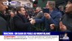 Emmanuel Macron s'offre un bain de foule en marge de son déplacement au Mont-Blanc