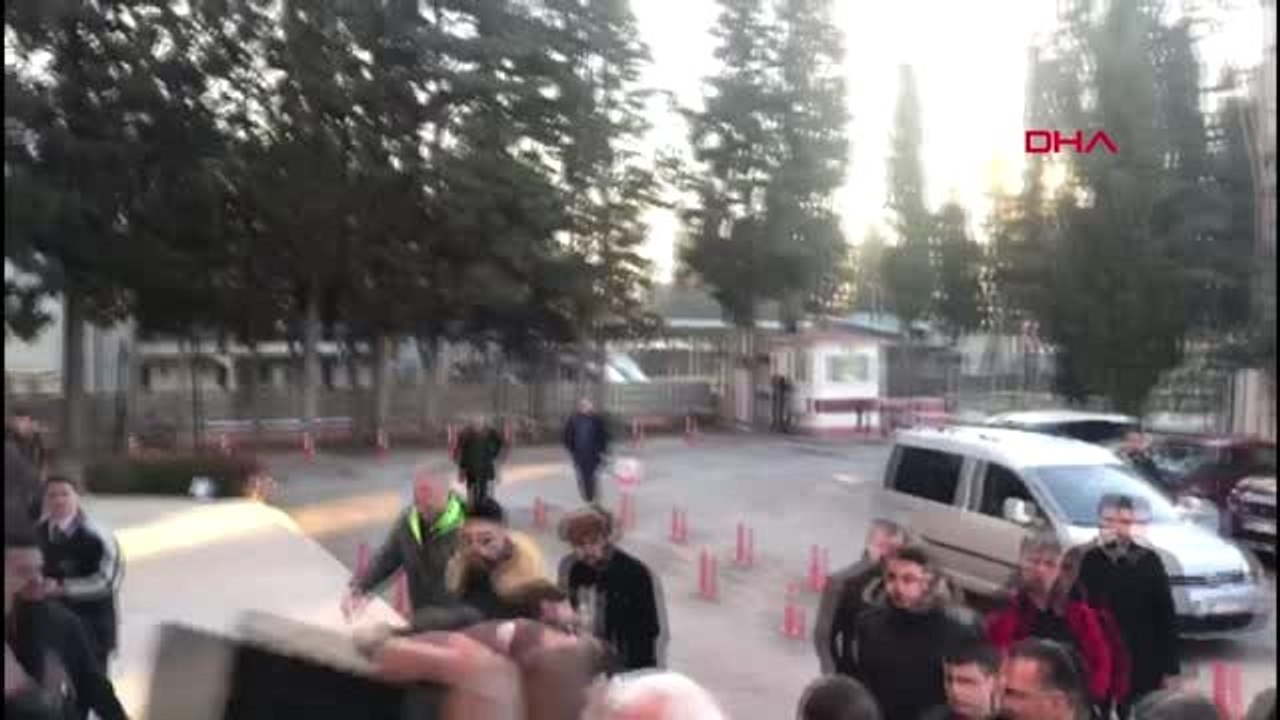 Yalova belediyesi'ndeki 'yolsuzluk' soruşturmasında başkan yardımcısı adliyede