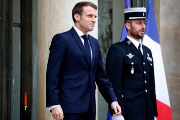 Ecologie : Emmanuel Macron veut mettre l'Etat au vert