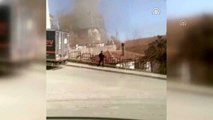 Üsküdar'da binanın çatısında çıkan yangın söndürüldü