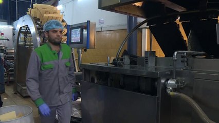 Gazans delight in home-produced chocolate goods