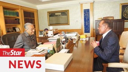 Anwar: Dr M says he's not involved in attempt to rally support to remain PM