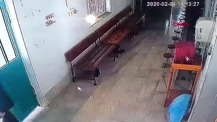 Bursa camideki yardım kutusu hırsızlığı kamerada