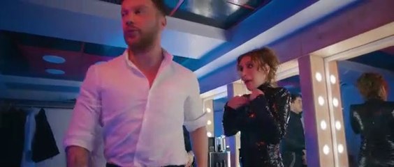 Mustafa Ceceli & İrem Derici feat. Sinan Akçıl - Çok Sevmek yasaklanmalı