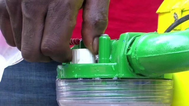 Nigerian inventor builds generator to promote clean energy