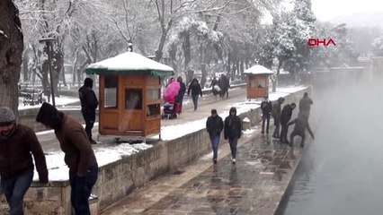 Şanlıurfa güneydoğu'nun simgelerinde kar güzelliği