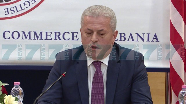 BIZNESI I HUAJ «HIQNI REFERENCAT, PRAKTIKE PRIMITIVE NE DOGANA» - News, Lajme - Kanali 7