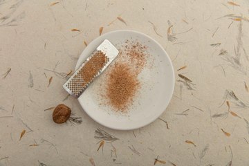 7 Items Chefs Always Have in Their Pantries