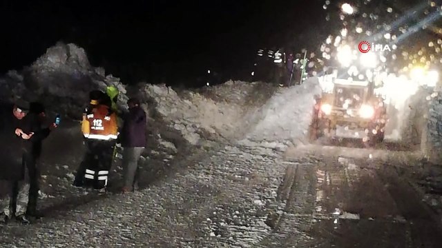 Kayseri’de çığ düştü ulaşım aksadı