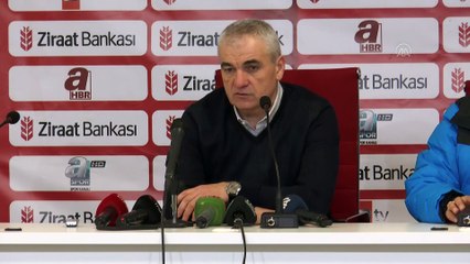 Tải video: Demir Grup Sivasspor-Fraport TAV Antalyaspor maçının ardından - Rıza Çalımbay - Tamer Tuna - SİVAS