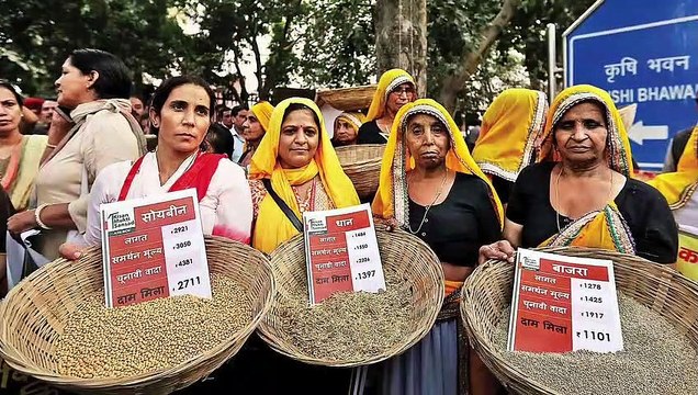 सेवा का वादा करके वो तो मेवा खा गया ! He promised to serve... but deceived to loot and plunder!