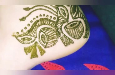 Very easy and beautiful mehndi design for leg