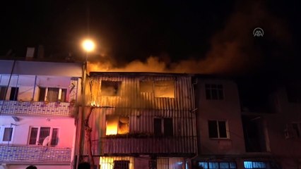 3 katlı plastik imalathanesinde çıkan yangın söndürüldü - BURSA