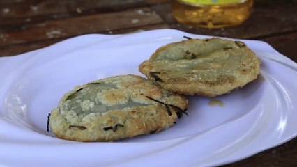 Cambodian food - cooking Chive cake - ស្ងោនំកាឆាយ - ម្ហូបខ្មែរ